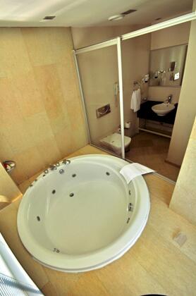 Ramada by Wyndham Ankara - Görsel 29