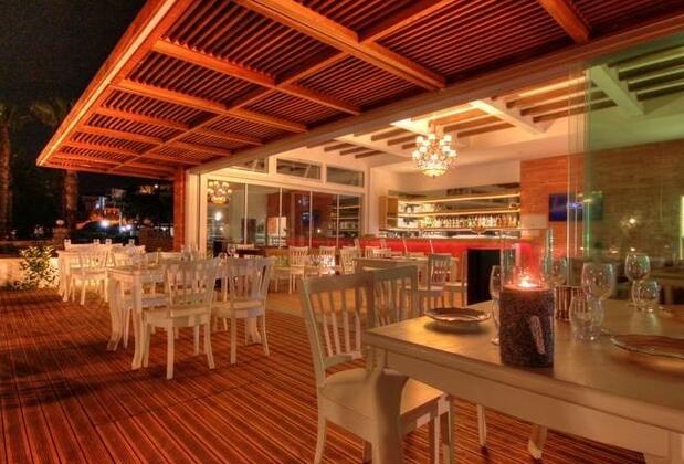 Megg's Otel Beach Restaurant - Görsel 4