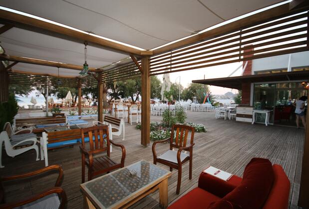 Megg's Otel Beach Restaurant - Görsel 5