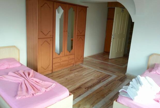 Yona Motel Çeşme - Görsel 22