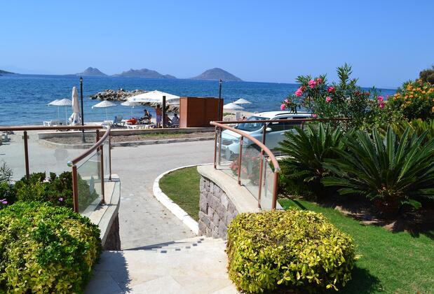 Small Beach Hotel - Görsel 3