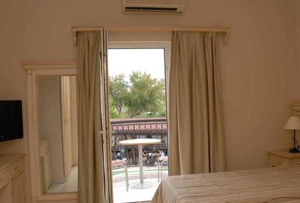 Tropicana Beach Hotel - Görsel 28