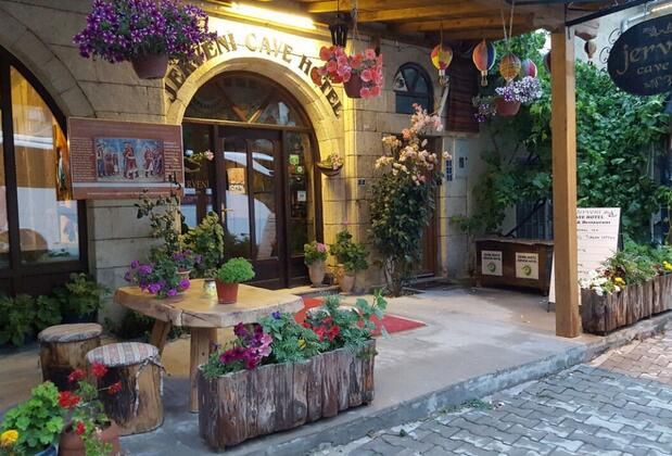 Jerveni Cave Hotel - Görsel 16