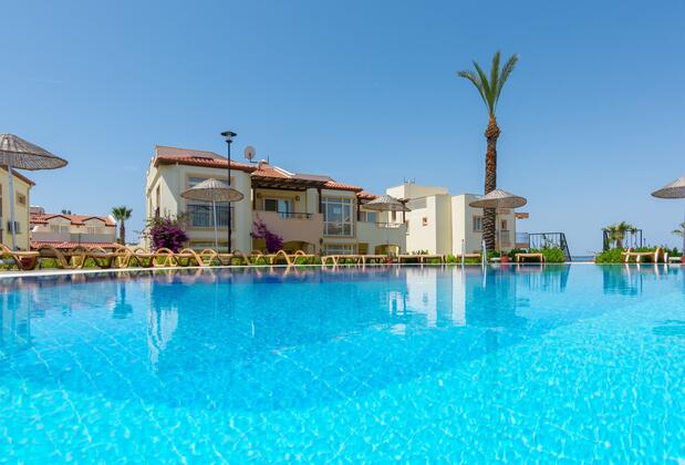 Kharma Beach Club Spa Apollonium Bay Villas - Görsel 9