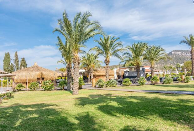 Kharma Beach Club Spa Apollonium Bay Villas - Görsel 4