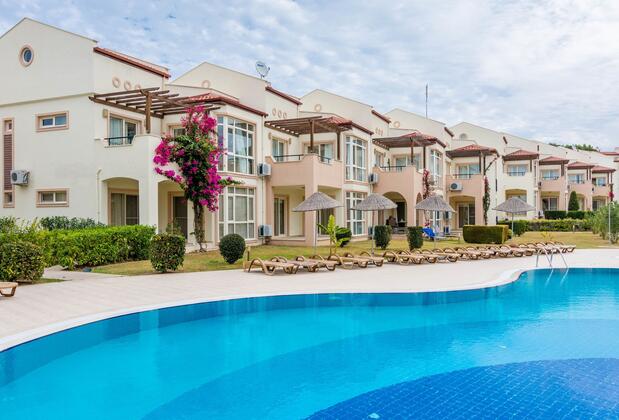 Kharma Beach Club Spa Apollonium Bay Villas - Görsel 3