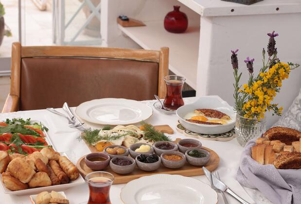 Cunda Moshinos Otel - Görsel 9