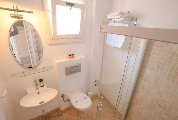 Cunda Moshinos Otel - Görsel 16