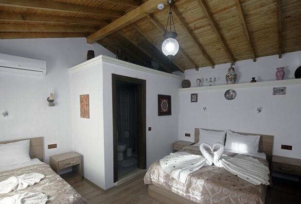 Ephesus Hillside - Görsel 15