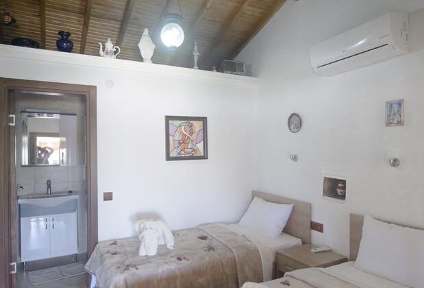 Ephesus Hillside - Görsel 16