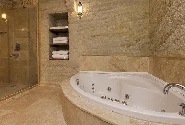 Aithra Cave Hotel - Görsel 26