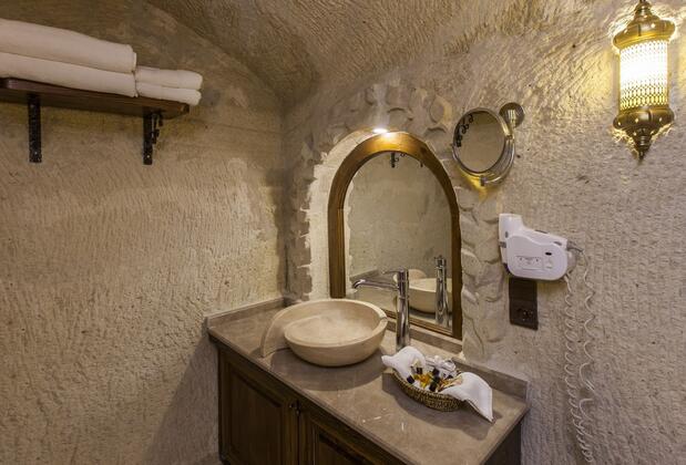 Aithra Cave Hotel - Görsel 4