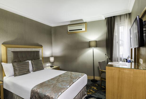 Villa Zurich Hotel - Görsel 18