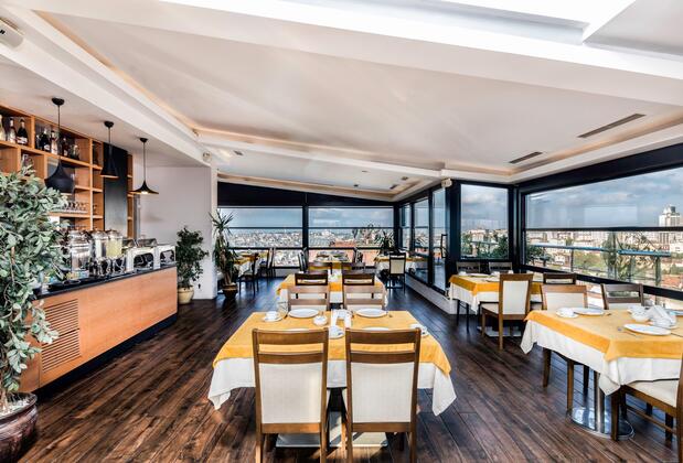 Villa Zurich Hotel - Görsel 8