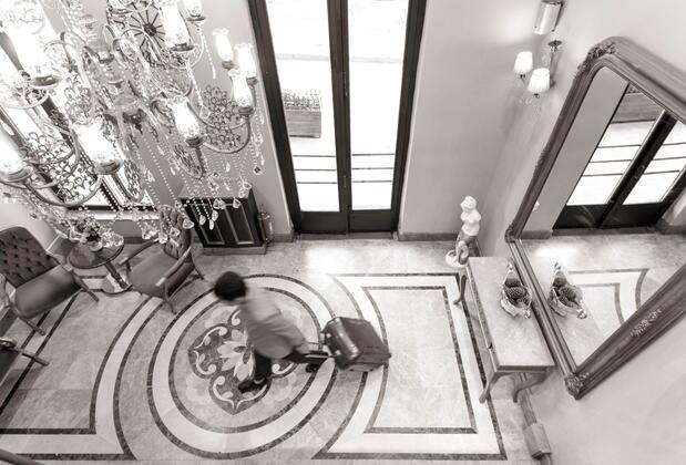 Villa Zurich Hotel - Görsel 4