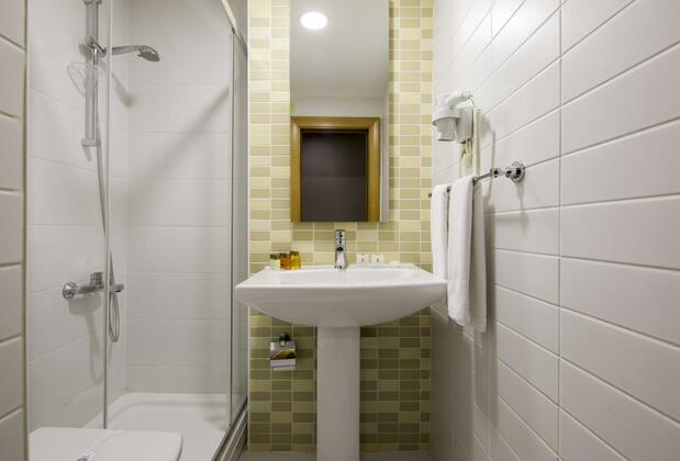 Villa Zurich Hotel - Görsel 31