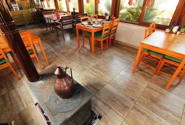 Karaburun Konak Otel - Görsel 4