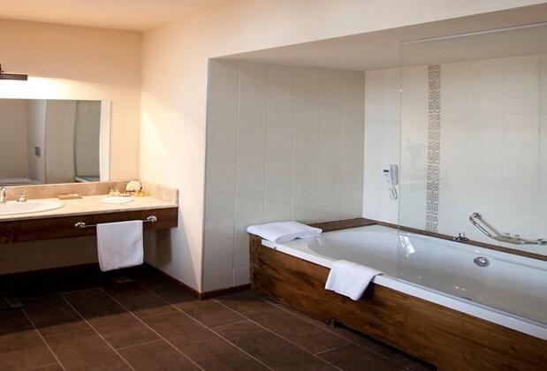 Fresco Cave Suites - Görsel 16