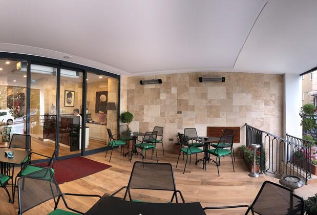 The White Orient Hotel - Görsel 9