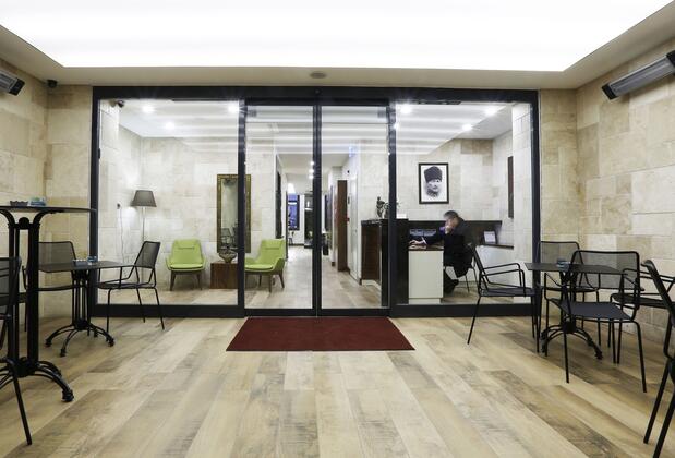 The White Orient Hotel - Görsel 11