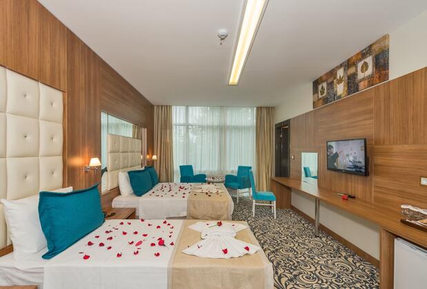 New My World - Görsel 15