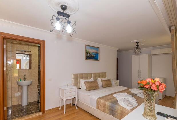 Saint George Boutique House - Görsel 33