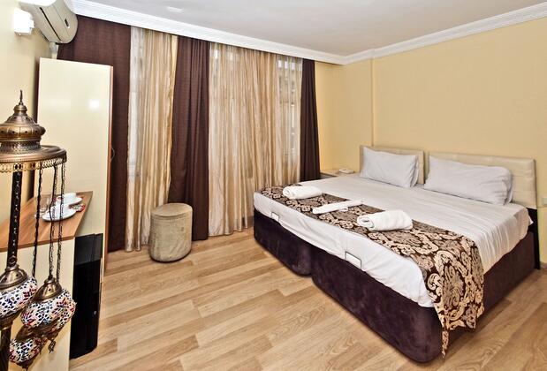 The Queen Hotel - Görsel 13