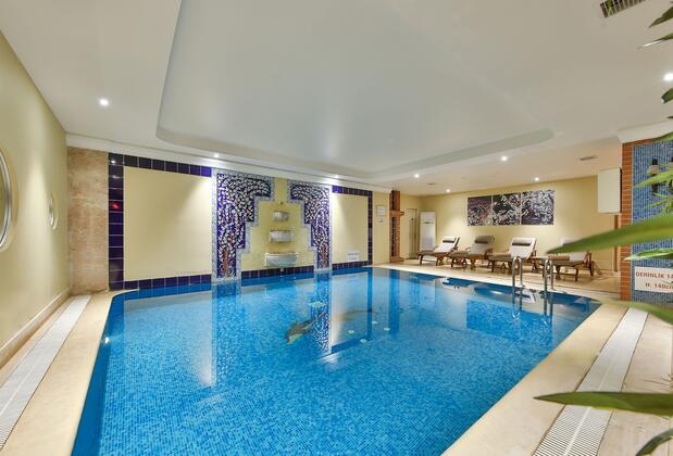 Ramada by Wyndham İstanbul Taksim - Görsel 8