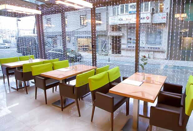 Ramada by Wyndham İstanbul Taksim - Görsel 19