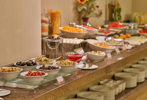 Ramada by Wyndham İstanbul Taksim - Görsel 20