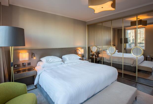 Radisson Blu Hotel İstanbul Ottomare - Görsel 3