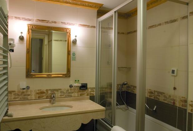 Maywood Hotel - Görsel 23