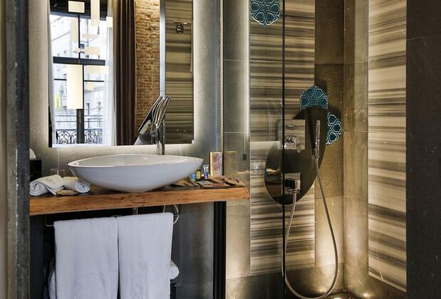 Ikonik The Public - Görsel 32