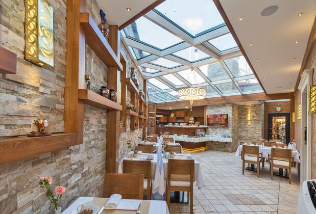 The Million Stone Hotel - Görsel 5