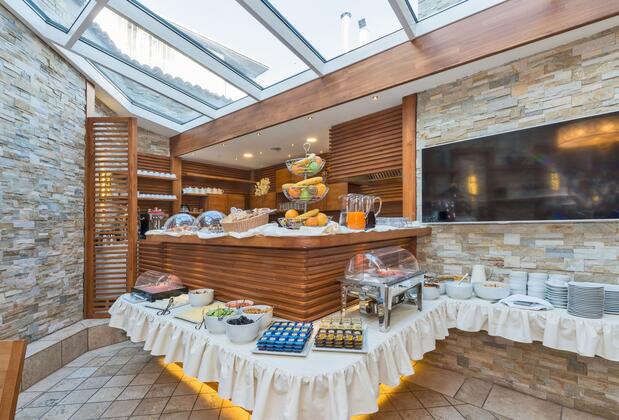 The Million Stone Hotel - Görsel 6