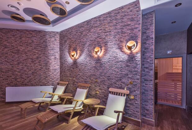 The Million Stone Hotel - Görsel 8