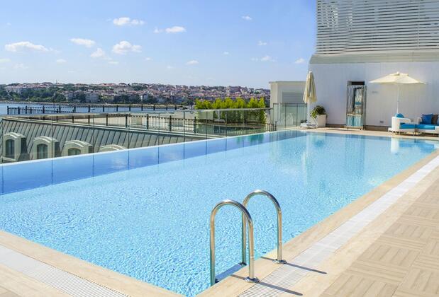 Wyndham Grand İstanbul Kalamış Marina Hotel - Görsel 9