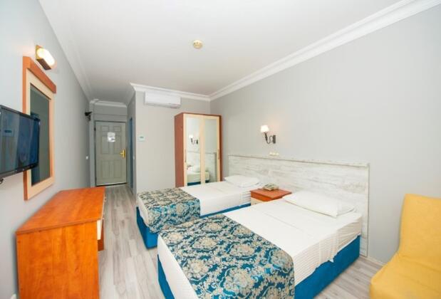 Golden Moon Hotel - Görsel 10