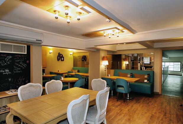 Collage Pera - Görsel 3