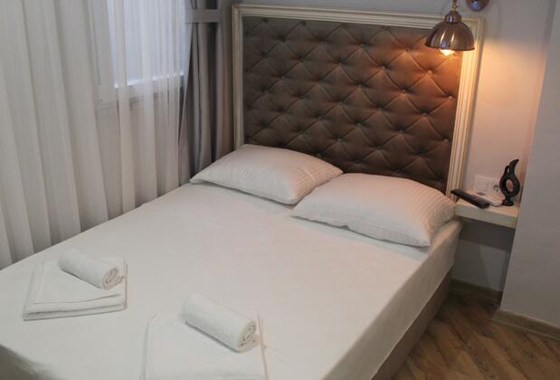 Good Night Hotel - Görsel 4