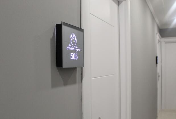 Good Night Hotel - Görsel 3