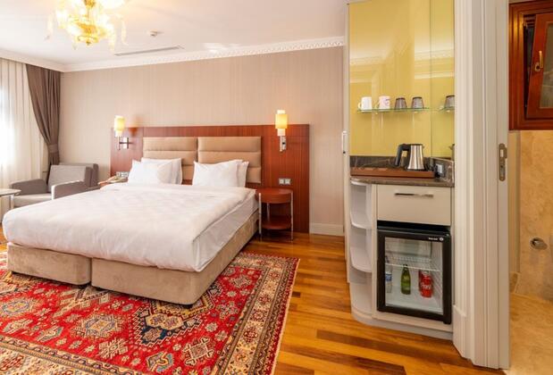 Blue Gilroy Hotel - Görsel 12