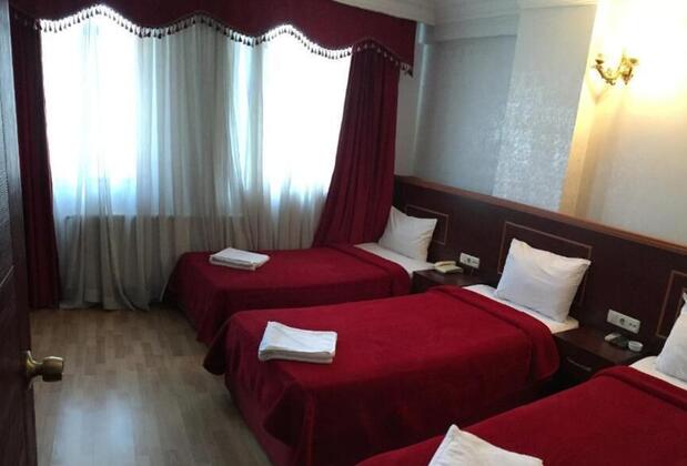 Red White Hotel - Görsel 12