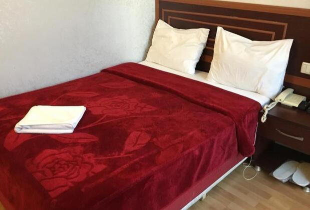 Red White Hotel - Görsel 13