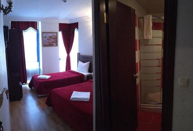 Red White Hotel - Görsel 18