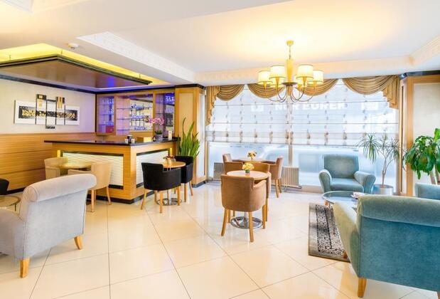 My Rose Hotel - Görsel 3