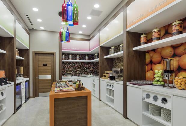 Hampton by Hilton İstanbul Ataköy - Görsel 13