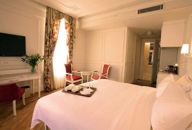Corinne Art & Boutique Hotel - Görsel 17