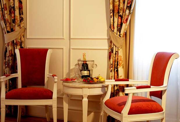 Corinne Art & Boutique Hotel - Görsel 19