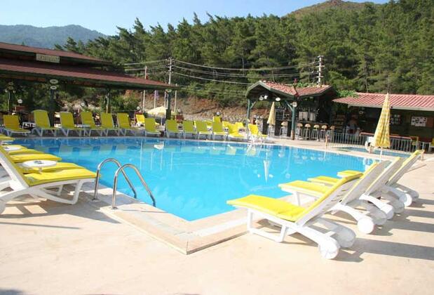 Life Apart - Görsel 9